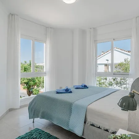 Venecia-2 By Interhome *